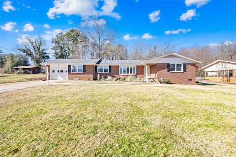 2431 17th Street NE, Hickory, NC 28601