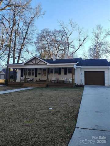 114 E Frink Street, Whiteville, NC 28472