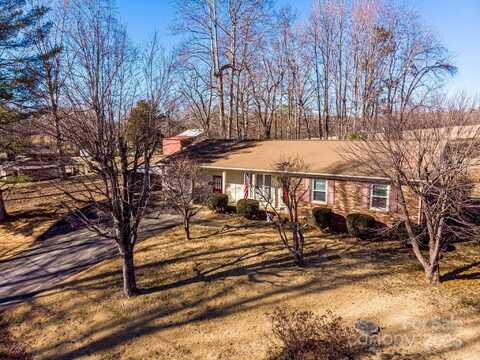 908 Greenwood Place, Lenoir, NC 28645