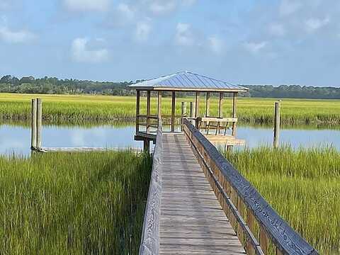 83 Cocktail Lane, Edisto, SC 29438