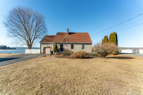 25 Division Street, Waterford, CT 06385