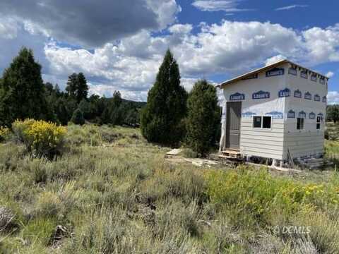 12 Goshute Way, Long Valley, UT 84710