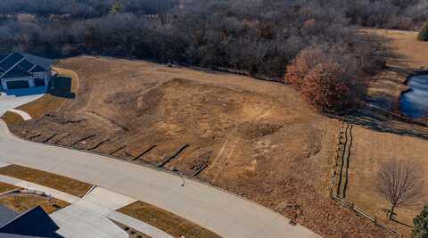9127 Cedar Ridge Drive, West Des Moines, IA 50266