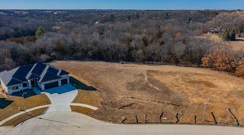 9239 Cedar Ridge Drive, West Des Moines, IA 50266
