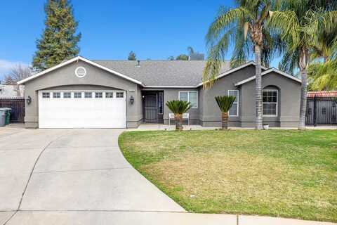 1002 Recreation Avenue, Sanger, CA 93657