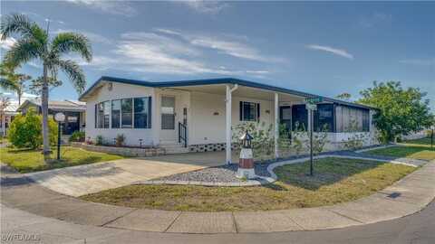 121 Lakeside Circle, North Fort Myers, FL 33903
