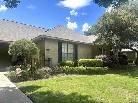 2952 Magazine Dr, Baton Rouge, LA 70816