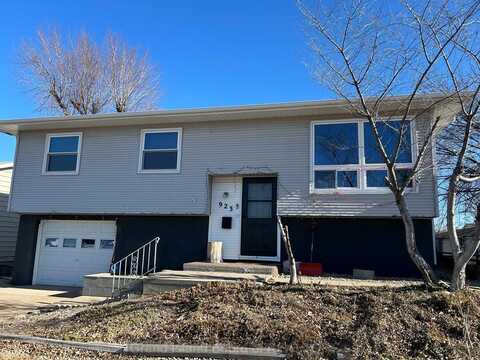 923 S Lincoln, Grand Island, NE 68801