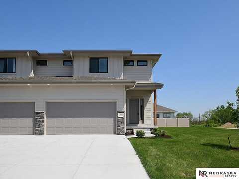 14802 Willow Street, Bennington, NE 68007