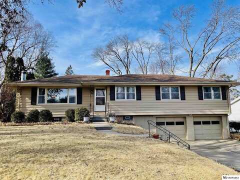 614 S 126th Street, Omaha, NE 68154