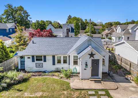 310 Van Buren Street, South Haven, MI 49090