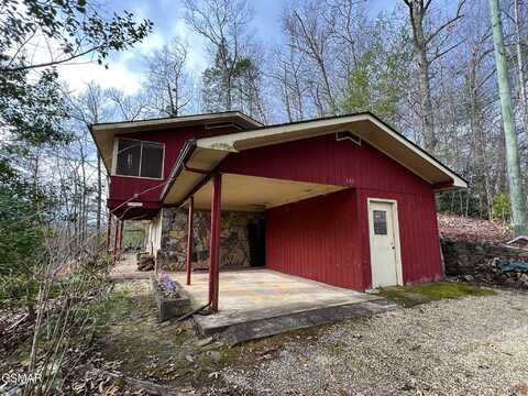 640 Tank Hill Road, Gatlinburg, TN 37738