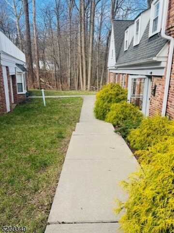 2 Beech Spring Dr, Summit, NJ 07901