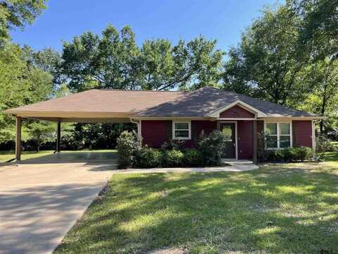 106 WALNUT ST., Chandler, TX 75758