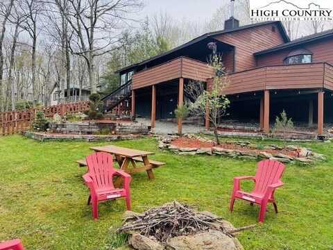 111 Wintergreen Way Road, Beech Mountain, NC 28604