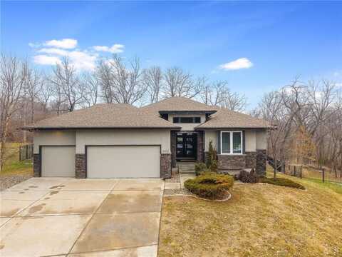 4602 NW 71st Street, Kansas City, MO 64151