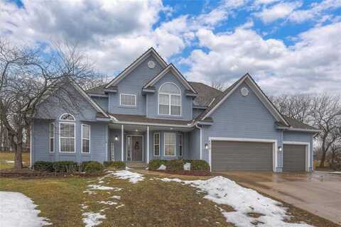 4212 SE Saddlebrook Circle, Lees Summit, MO 64082