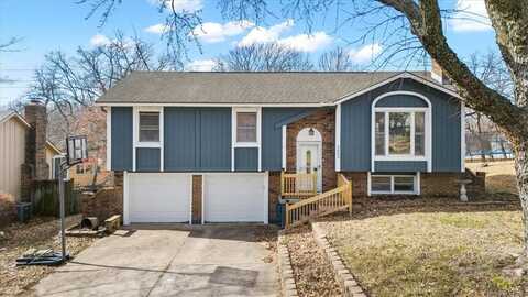 3602 NE Chapel Drive, Lees Summit, MO 64064