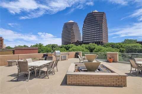 4545 Wornall Road, Kansas City, MO 64111