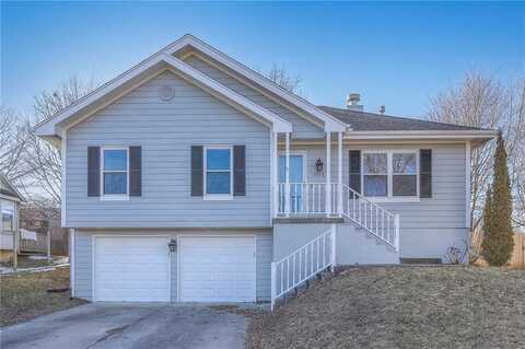 1012 NE Carousel Lane, Lees Summit, MO 64086