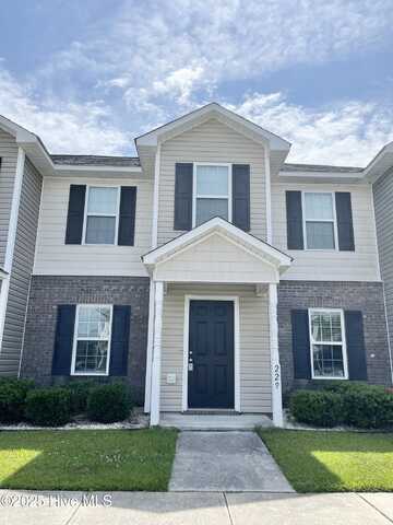 229 Glen Cannon Drive, Jacksonville, NC 28546