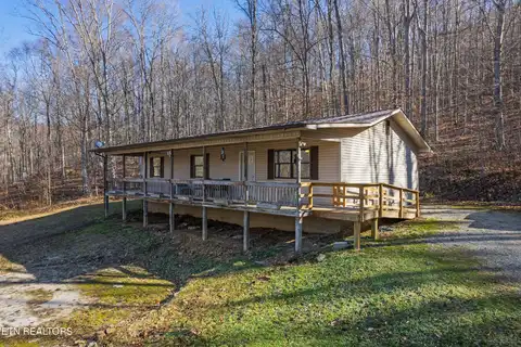 4698 Straight Fork Rd, Pioneer, TN 37847