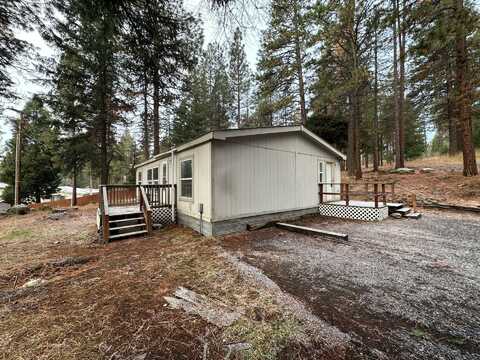8102 Big Buck Lane, Klamath Falls, OR 97601