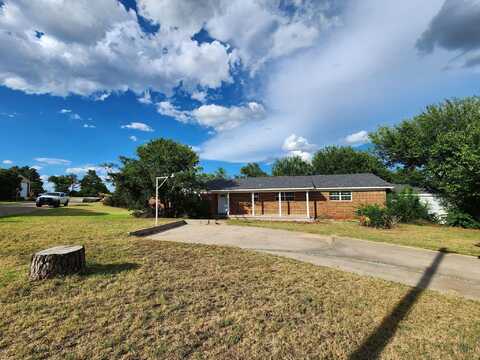 602 N Cypress, McLean, TX 79057
