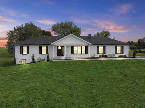 344 James Lane, Versailles, KY 40383