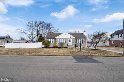 612 WYNDOM TER, HOLMES, PA 19043