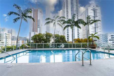2200 NE 4th Ave, Miami, FL 33137
