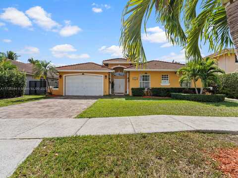 15804 SW 99th Ter, Miami, FL 33196