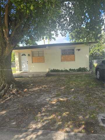 457 NE 140th St, North Miami, FL 33161