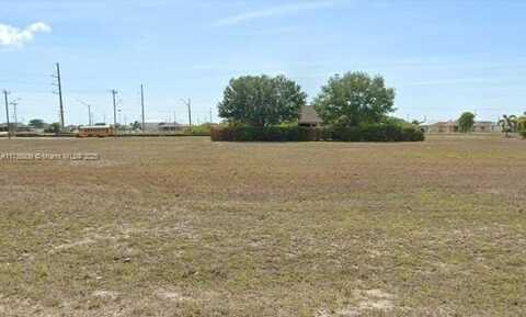 2408 NW 7 PL, Cape Coral, FL 33993