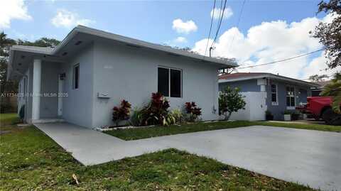 2270 NW 51st Ter, Miami, FL 33142