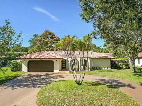 440 NW 94th Ln, Coral Springs, FL 33071