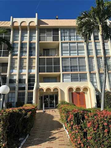 undefined, Hallandale Beach, FL 33009