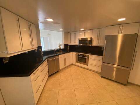 9777 Westview Dr, Coral Springs, FL 33076