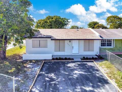 19602 NW 29th Pl, Miami Gardens, FL 33056