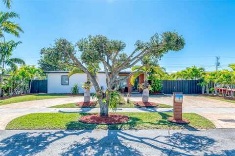 11350 SW 43rd Ln, Miami, FL 33165