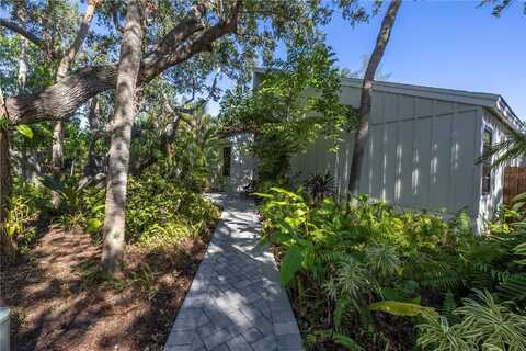 752 TROPICAL CIRCLE, SARASOTA, FL 34242