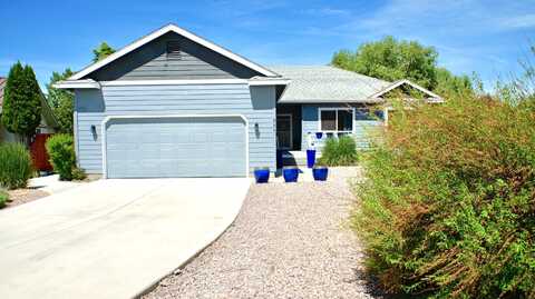 855 NW Maple Lane, Redmond, OR 97756