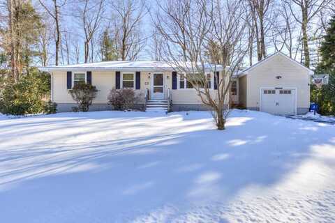 13 Anthony Dr, Rutland, MA 01543