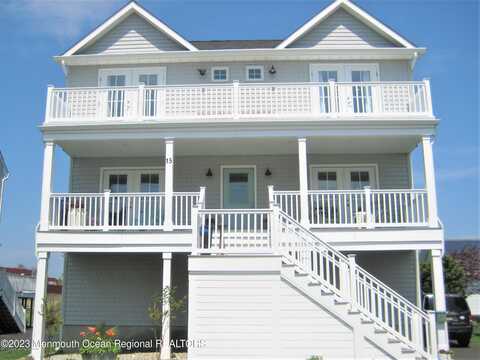 15 Griffin Street, Monmouth Beach, NJ 07750