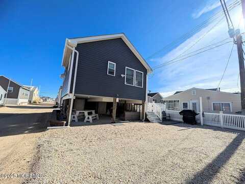 109 W Bonita Way, Lavallette, NJ 08735