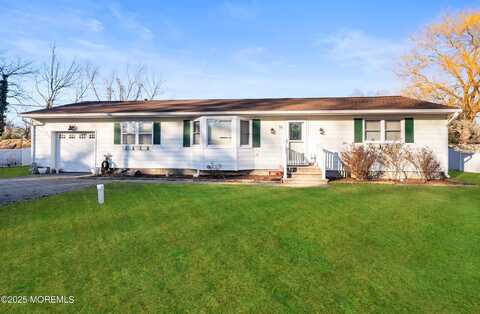 55 South Avenue, Bayville, NJ 08721