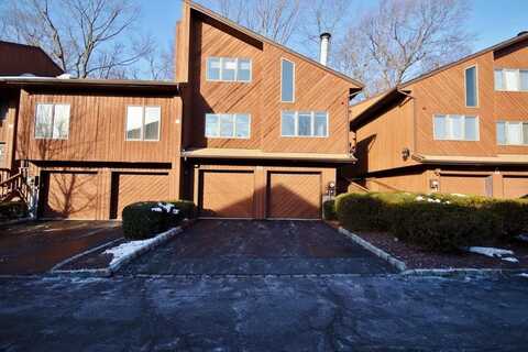 26 Omni Court, New City, NY 10956