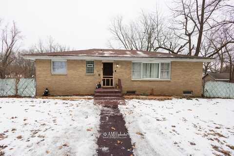 925 Ash Drive, Saint Anne, IL 60964