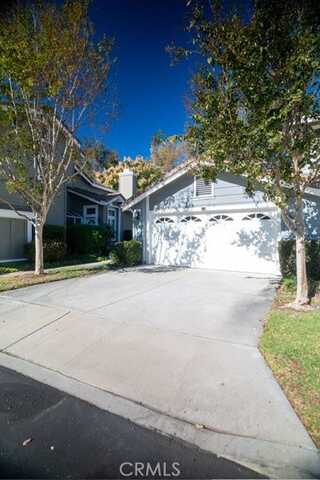 13611 Almond Street, Tustin, CA 92782