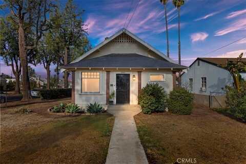 4643 Victoria Avenue, Riverside, CA 92507